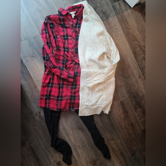 H& M Long tunic maternity shirt, red plaid with drawstring for over the belly. S - Picture 2 of 2